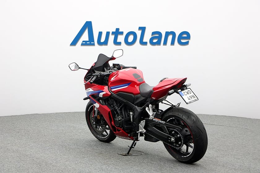 Bild 3 av Honda Powersports CBR650R E-Clutch *Nyservad