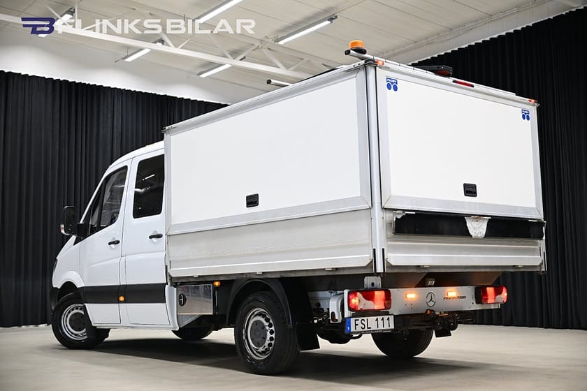 Bild 4 av Mercedes-Benz Sprinter 316 BlueTEC Chassi Crew cab 7G 163HK Automat|Dubbelhytt|Kåpa|3.5ton-drag|Xenon