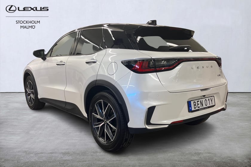 Bild 3 av Lexus LBX Cool Tech 136hk P-värm Navi Keyless B-kamera