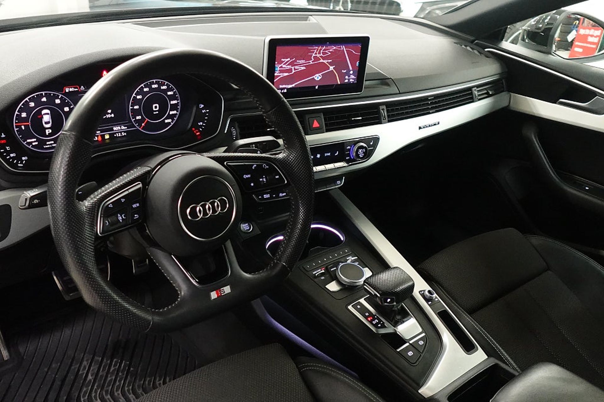 Audi A5 2019, bild 6/10