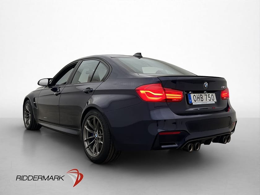Bild 5 av BMW M3 Manuell Individual lack M-Performance Avgas Mockaratt