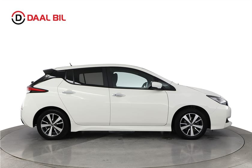 Bild 5 av Nissan Leaf 150HK 40 kWh P-VÄRM B-KAM NAVI ACC APP-CONNECT