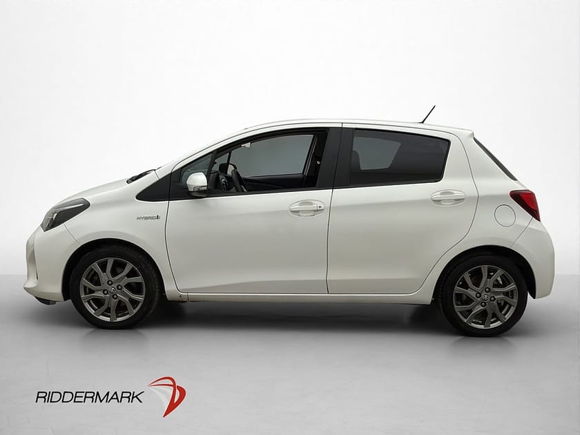 Bild 4 av Toyota Yaris Hybrid e-CVT 101hk Active Style Kamera AC