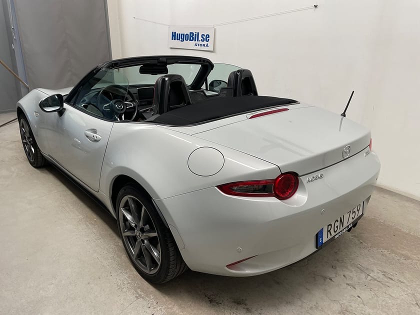 Bild 2 av Mazda MX-5 2.0 SKYACTIV-G Cab 160hk - RECARO - BOSE - NAVI -