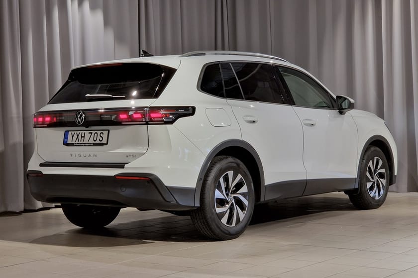 Bild 5 av Volkswagen Tiguan LIFE / 1.5 TSI / 150 HK / P-värmare / Drag