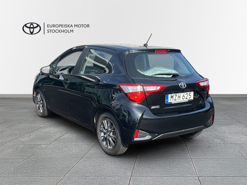 Bild 3 av Toyota Yaris 1,5 5D M/D S ACTIVE  - VINTERHJUL/BACKKAMERA