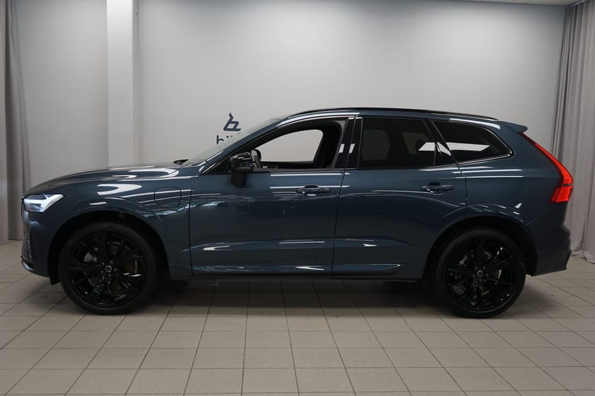 Bild 2 av Volvo XC60 T6 Plus Black Nordic Edition | Bowers&Wilkins | Dragkrok halvautomatisk