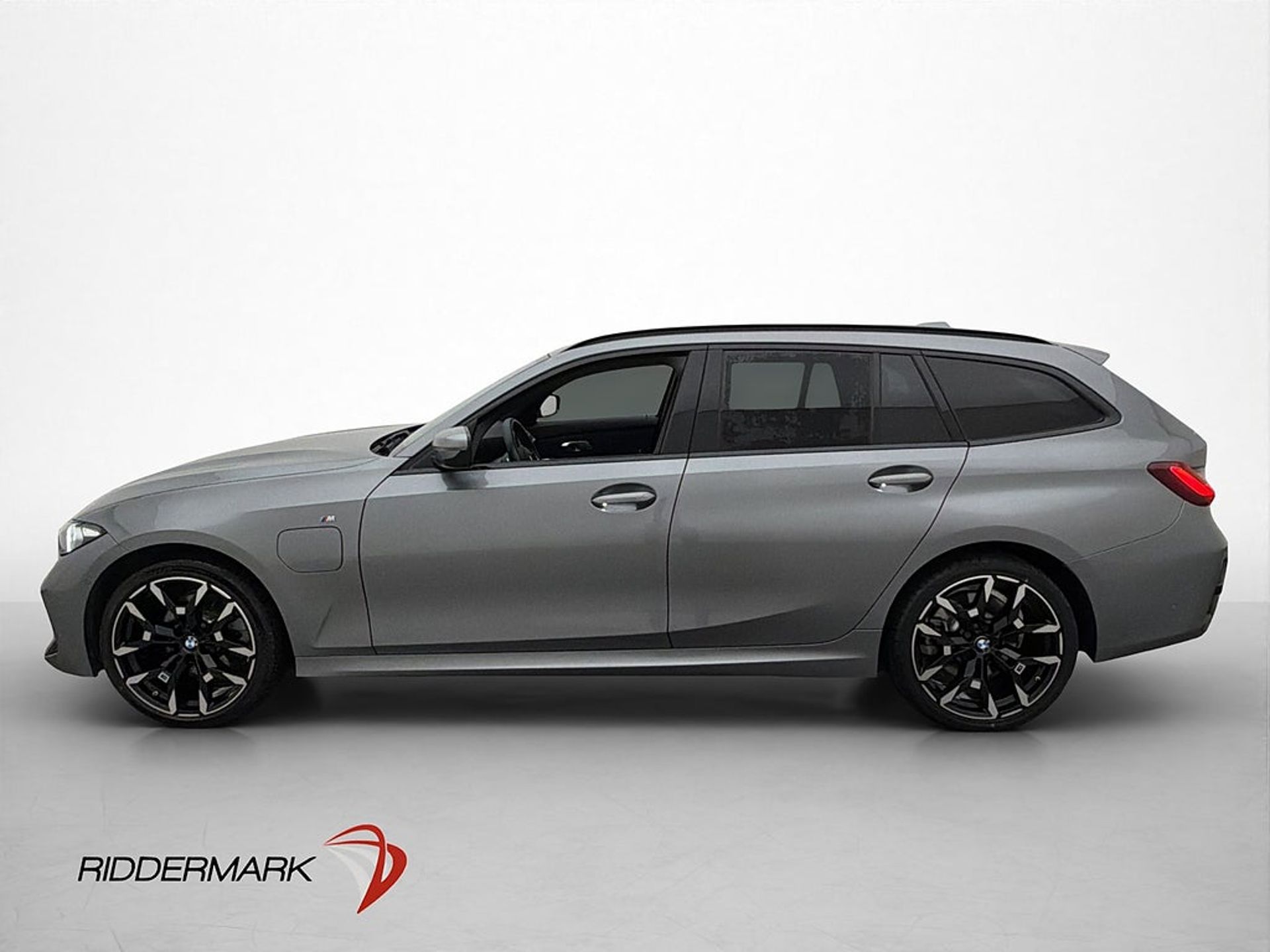 BMW 330 e xDrive Touring 292h M-Sport 2025, bild 4/10