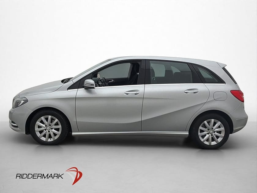 Bild 4 av Mercedes-Benz B 180 CDI 7G NY-KAMREM EN-BRUKARE 3965 MIL!