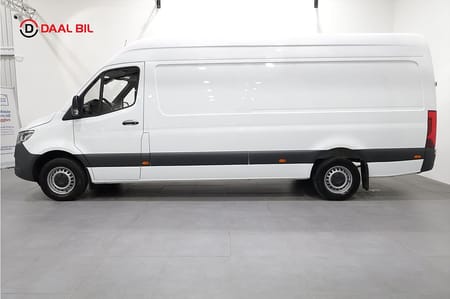 Mercedes-Benz Sprinter 317 CDI RWD Panel Van 170HK MOMS DRAGKROK BACKKAMERA VÄRMARE LED BT