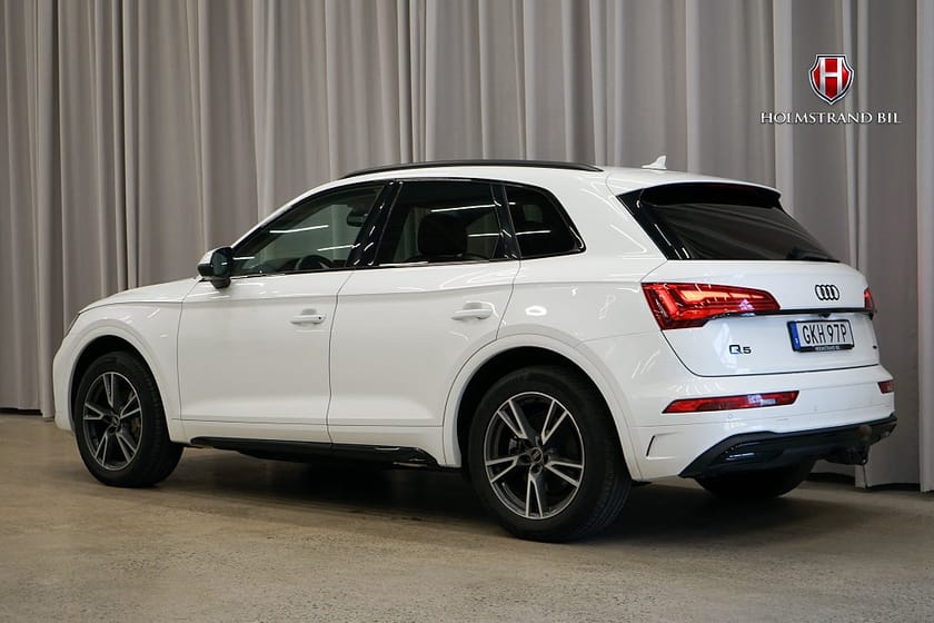 Bild 4 av Audi Q5 40 TDI quattro Q Sport Värmare Cockpit Drag Svart-optik Kamera