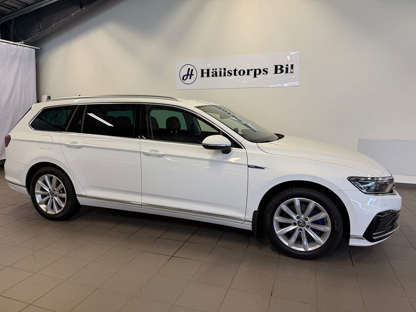 Bild 2 av Volkswagen Passat Sportscombi GTE 1.4 TSI/ACT/OPF/DRAG/218 HK