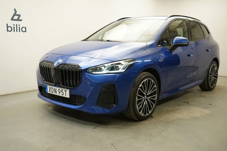 BMW 230e xDrive Active Tourer 230i M Sport – Harman Kardon – Head-Up Display – 360° Kamera – Dragkrok