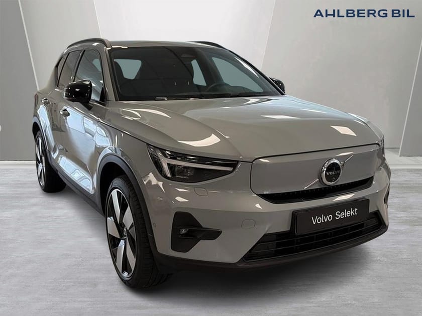 Bild 1 av Volvo EX40 Single Motor Extended Range R Core SE🔵360 Kamera, 20" tum, PixelTech, Google Maps, Apple CarPlay