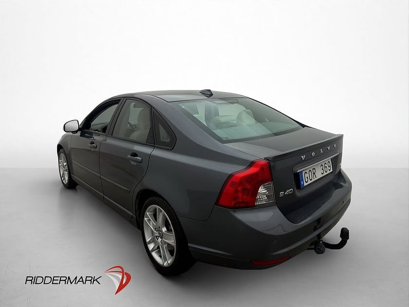 Bild 5 av Volvo S40 2.4 Summum Taklucka BLIS Skinn Drag P-Sensorer