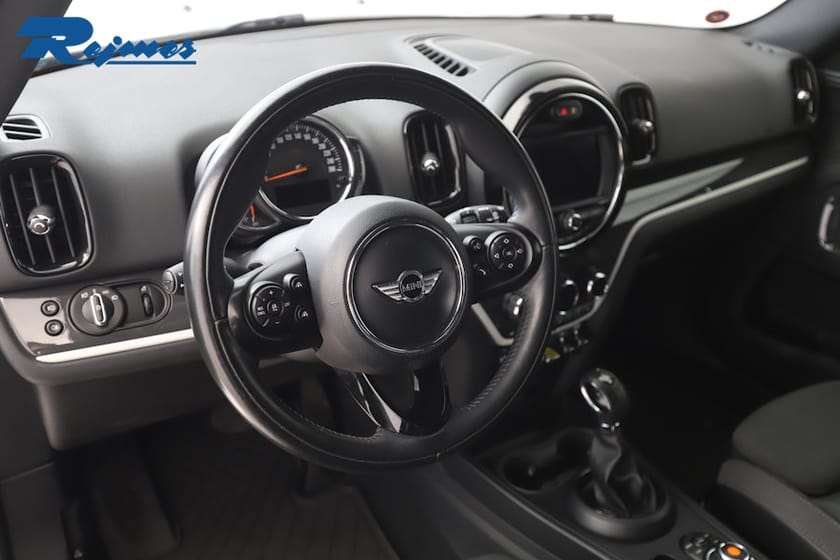 Bild 2 av MINI Countryman Cooper SE ALL4 Hybrid