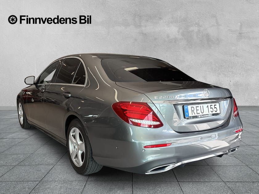 Bild 3 av Mercedes-Benz E 220 d – AMG Line (pano,360 kamera)