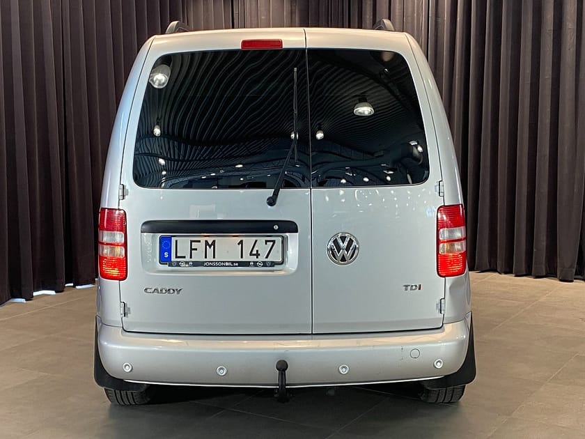 Bild 2 av Volkswagen Caddy Life / Dragkrok / Sommar & Vinterhjul / Nybesiktigad