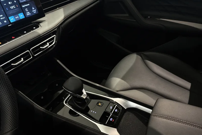 MG HS PHEV bilde 19