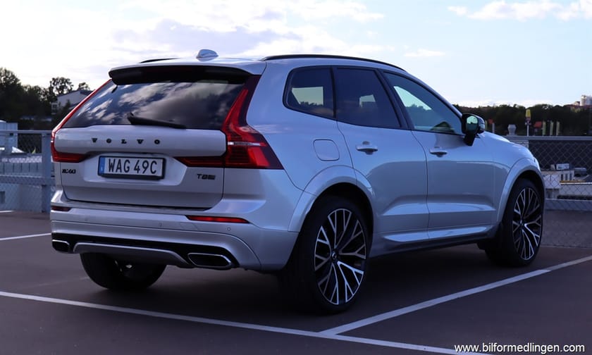 Bild 3 av Volvo XC60 T8 R Design Panorama Head-Up S/V-hjul