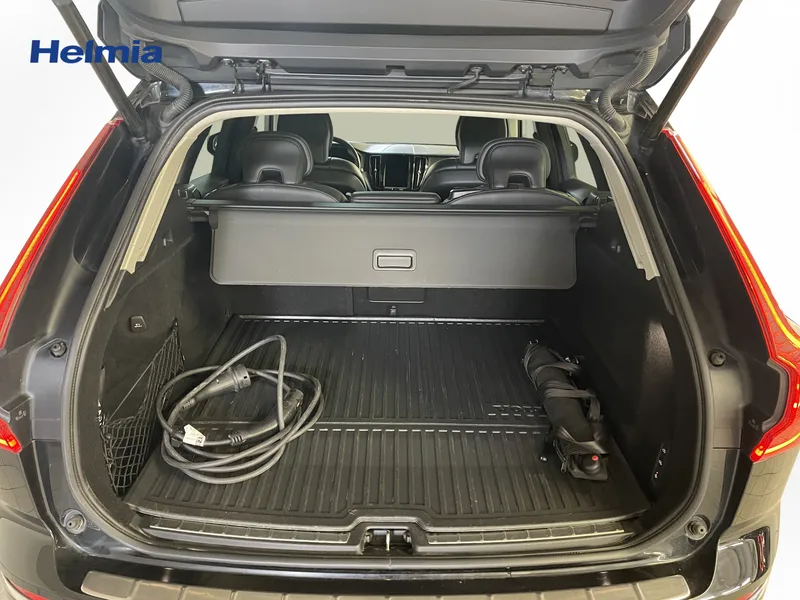 Bild 10 av 15 – Volvo XC60 T8 TE Inscription