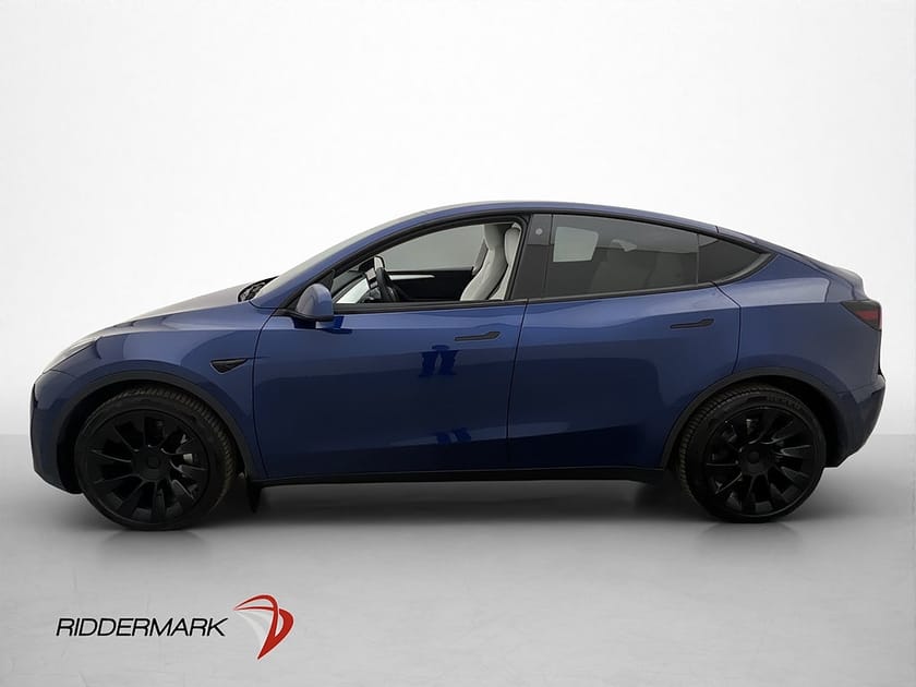 Bild 5 av Tesla Model Y Long Range AWD Ljus Interiör Drag Pano Moms AP