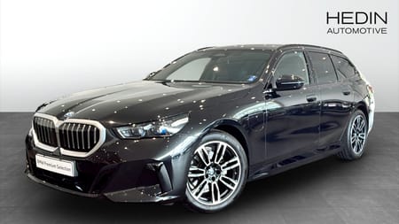BMW 530e xDrive Touring M sport, Dragkrok, Rattvärme