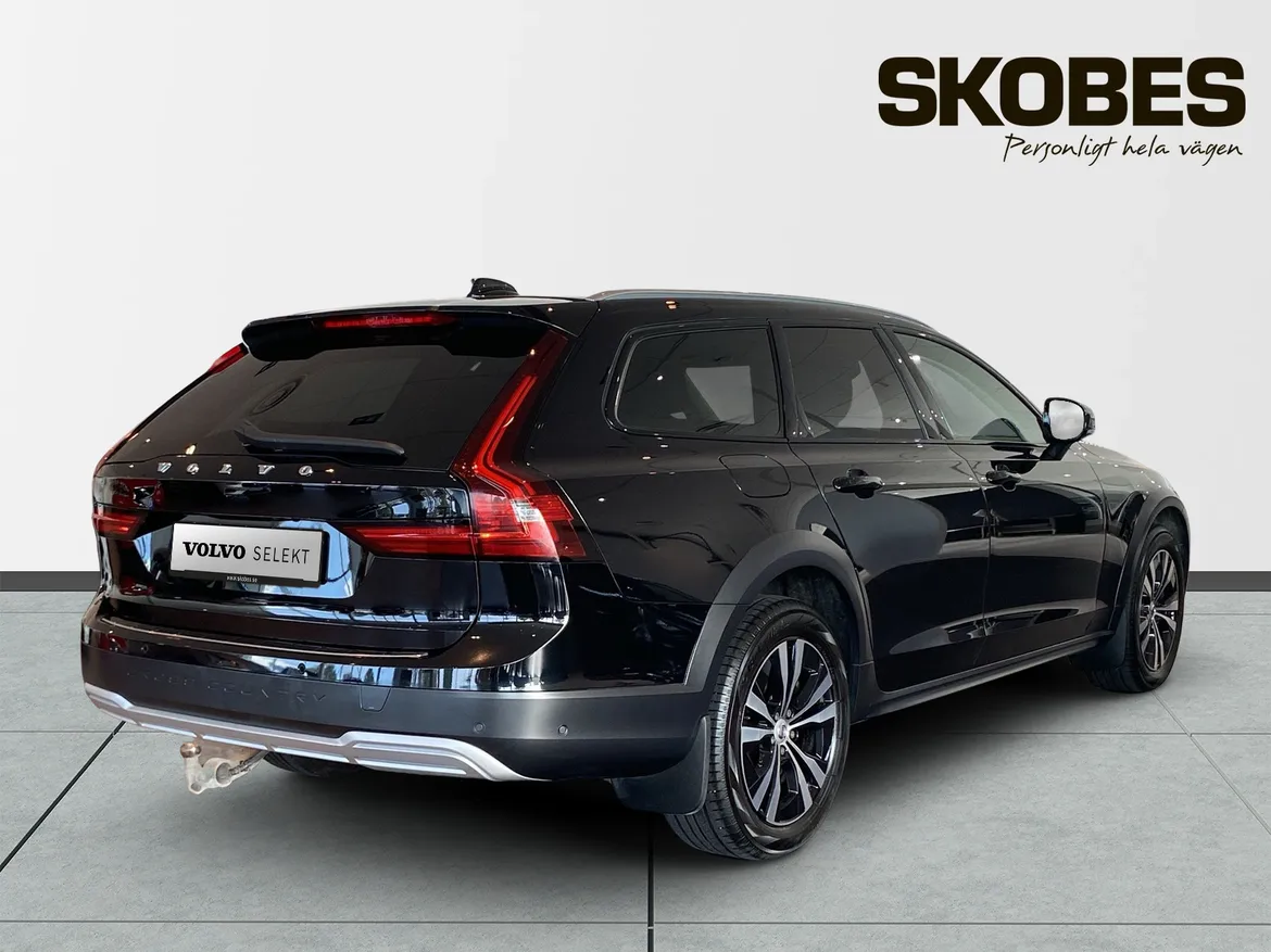 Volvo V90 Cross Country