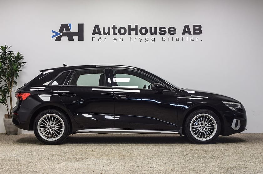 Bild 3 av Audi A3 Sportback 35 TFSI Advanced Backkamera Radarfart CarPlay