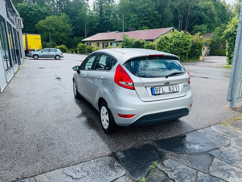 Bild 4 av Ford Fiesta 1.6 TDCi 95HK 5-D TREND / VÄRMARE