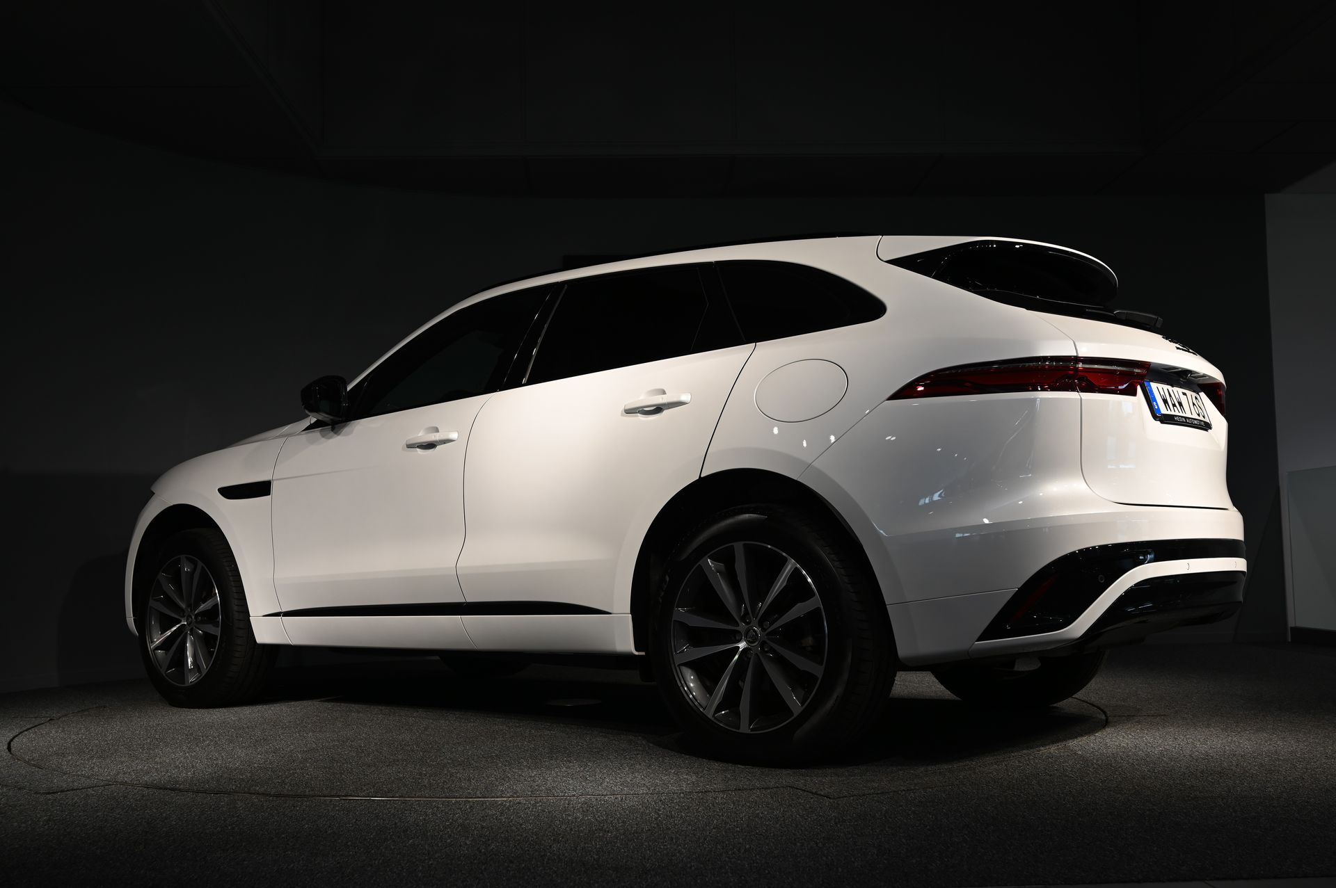 Jaguar F-Pace P400e PHEV 2024, bild 4/21