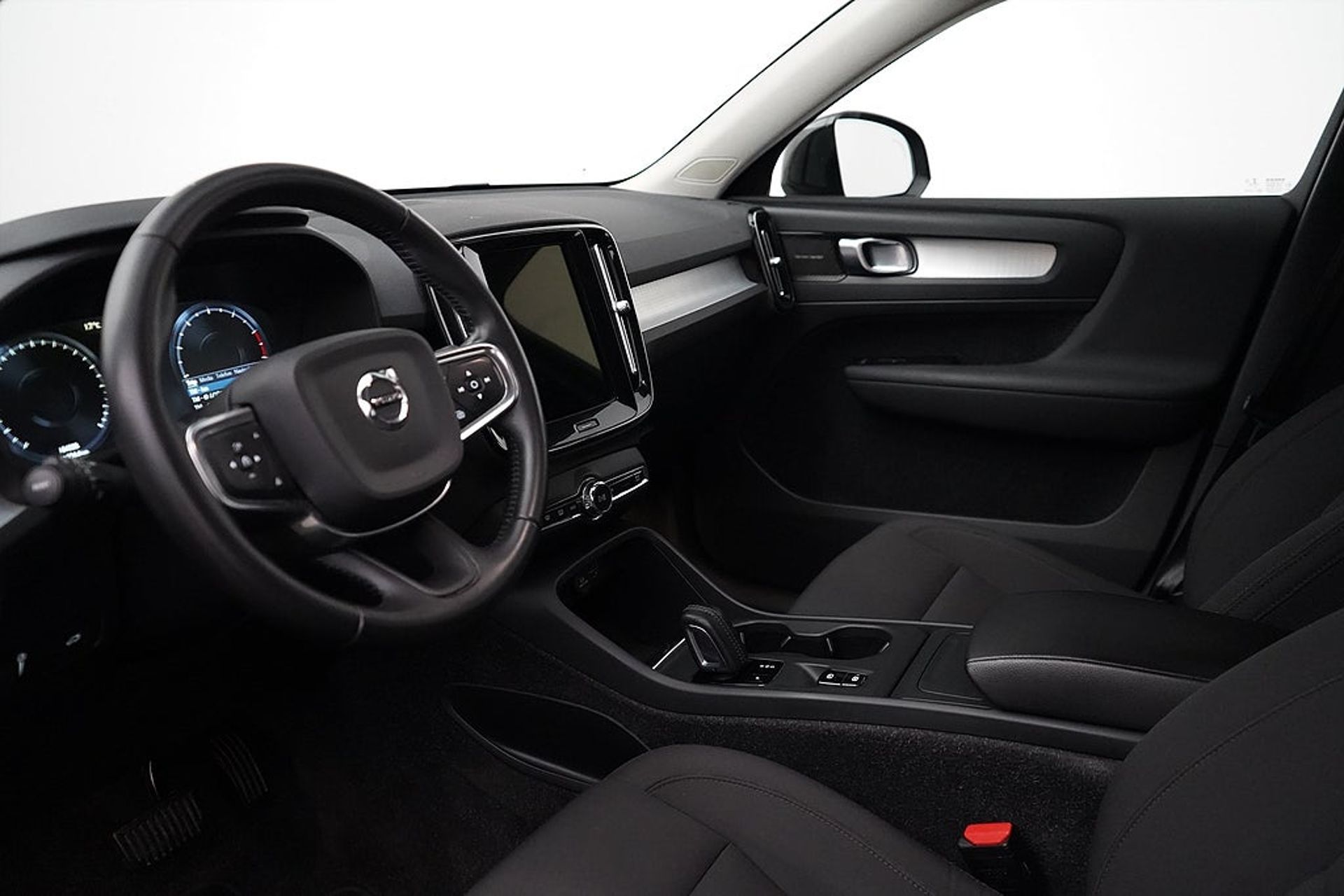 Volvo XC40 B4 Momentum 2021, bild 6/10