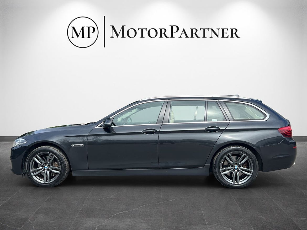 BMW 530d xDrive Touring, bild 4 av 19
