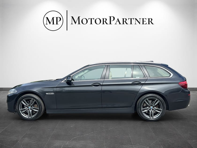 Bild 5 av BMW 530d xDrive Touring Skinn HuD Cockpit Navi Drag Värmare Euro 6