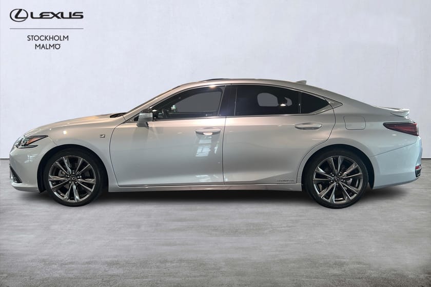 Bild 3 av Lexus ES 300h F SPORT 218hk HUD ML Keyless Backkamera K-värmare