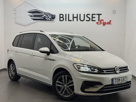 Volkswagen Touran 1.5 TSI 150hk 7 sits R-Line Värmare/Bkamera/Krok/1Brukare/Carpla