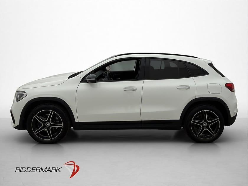 Bild 5 av Mercedes-Benz GLA 250 e AMG Line Pano Kamera Widescreen