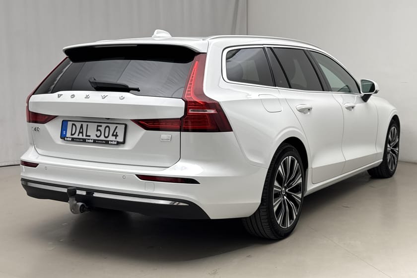 Bild 3 av Volvo V60 T6 AWD Recharge (350hk) Core