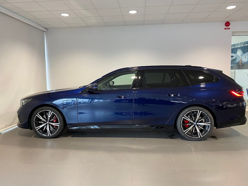Bild 2 av BMW 530e xDrive Touring xDrive, M-Sport Pro, HK, Drag,  Adpt Fart, Värmare