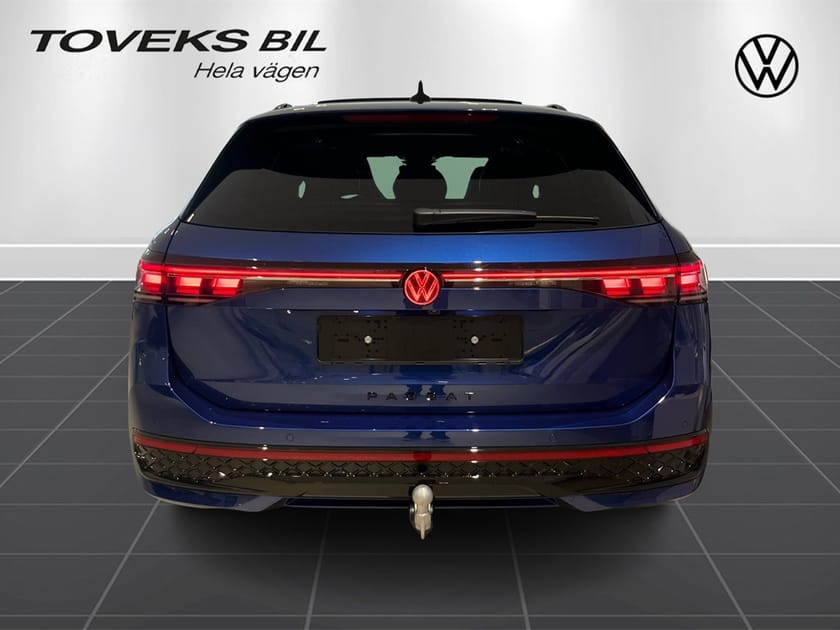 Bild 2 av Volkswagen Passat Variant eHybrid 272 DSG6 R-LINE