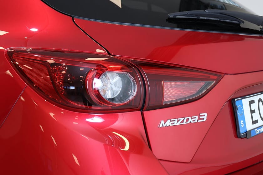 Bild 5 av Mazda 3 Sport 2.0 120HK Optimum Skinn M-Värmare BOSE Navigation