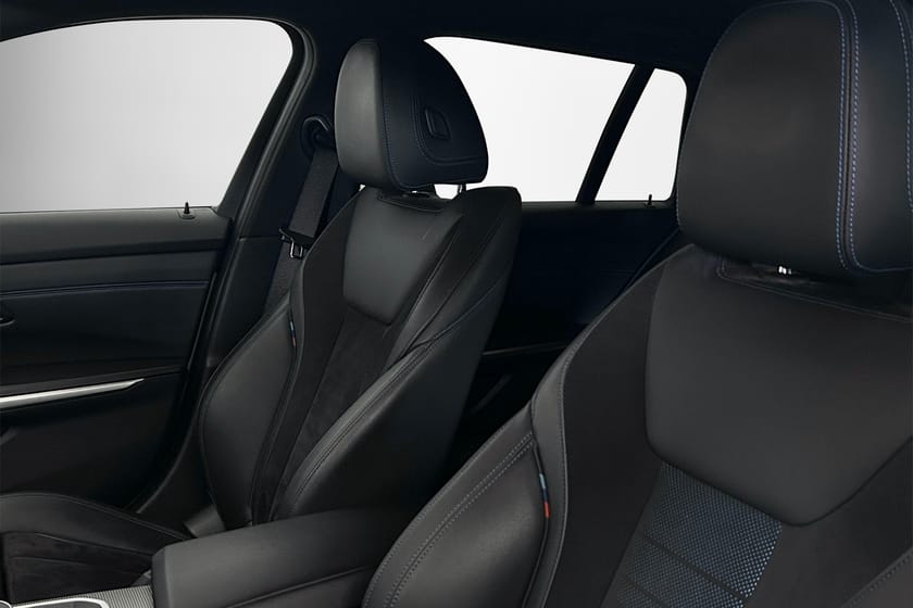 Bild 5 av BMW 330e Touring M - Sport | Drag | Cockpit
