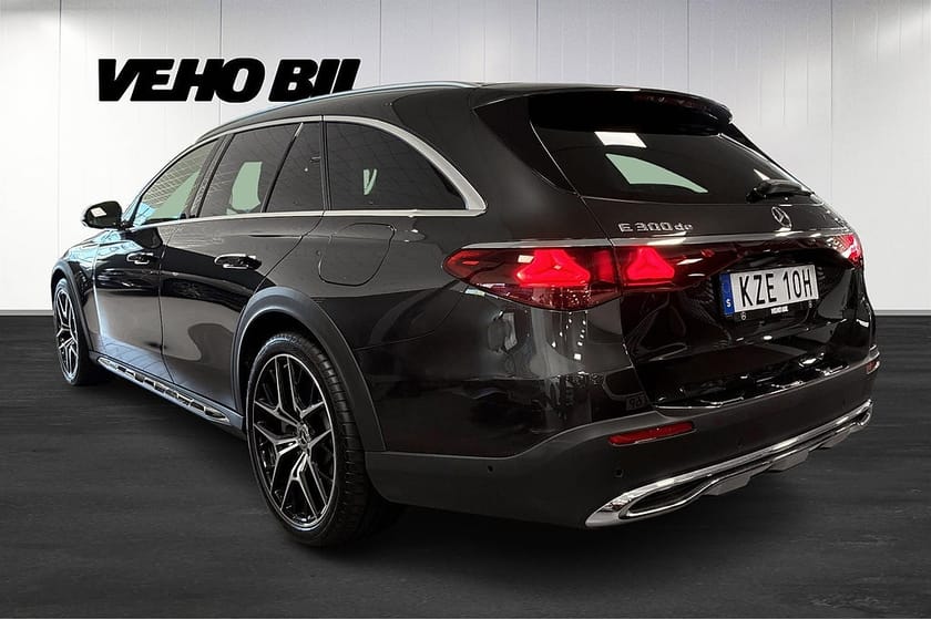 Bild 4 av Mercedes-Benz E 300 de 4MATIC All-Terrain 4-Matic Burmester Rattvärme Drag