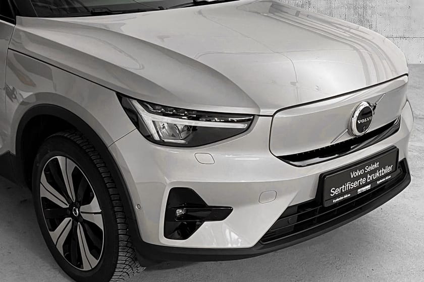 Bilde 2 av Volvo EX40 Twin Motor Performance Ultra PANO|H&K|360|TONEDE