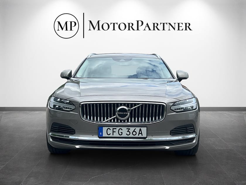 Bild 2 av Volvo V90 Recharge T6 AWD Inscription H/K Orrefors Skinnklädsel