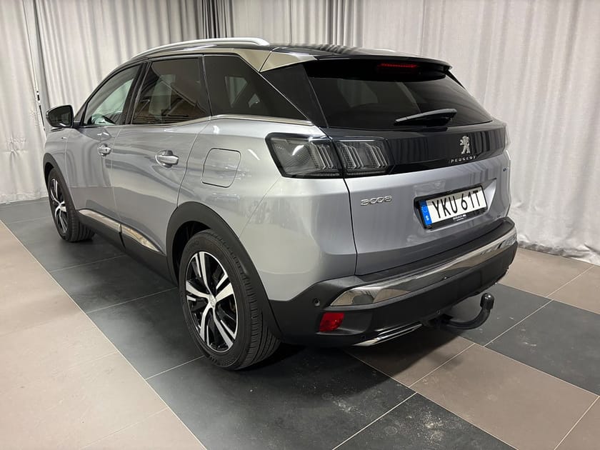 Bild 3 av Peugeot 3008 HYBRID4 300 GT 300hk