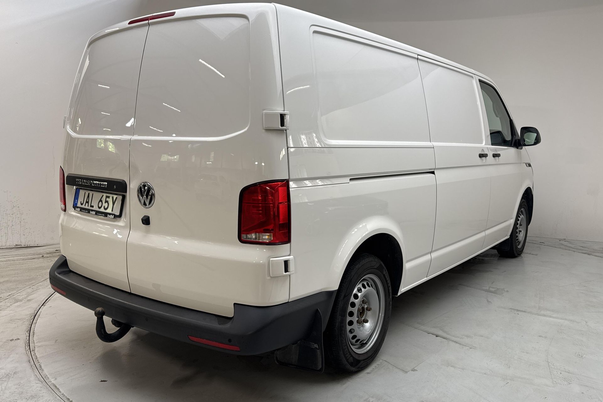 Volkswagen Transporter 2.0 TDI SCR 2024, kuva 3/10