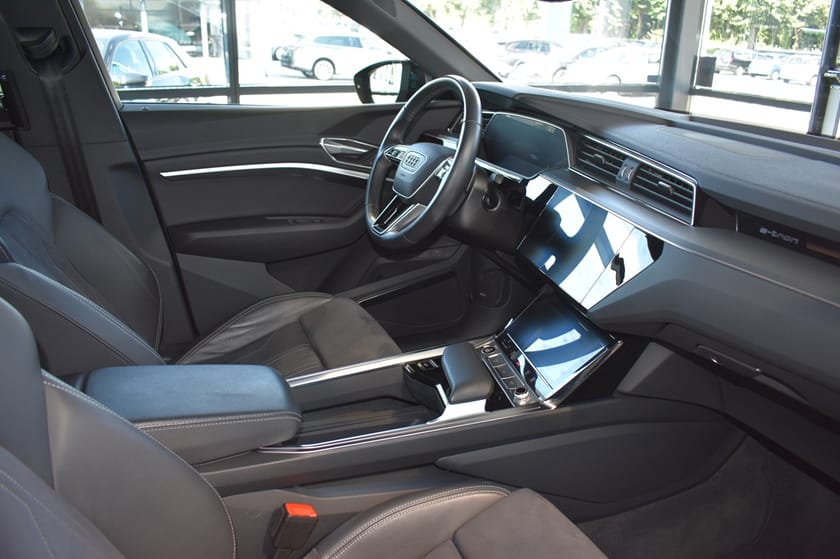 Bild 4 av Audi Q8 50 e-tron quattro 250 kW / 340 HK