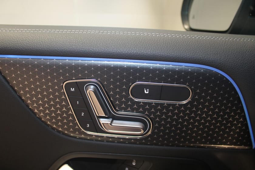 Bilde 5 av Mercedes-Benz EQB 300 4MATIC Special Edition Plus (K)