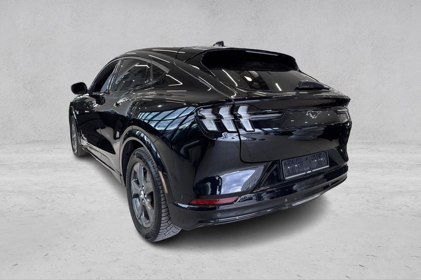 Bilde 3 av Ford Mustang Mach-E Long Range AWD LR / Panorama / Teknopakke /Nybilgaranti Des 2028
